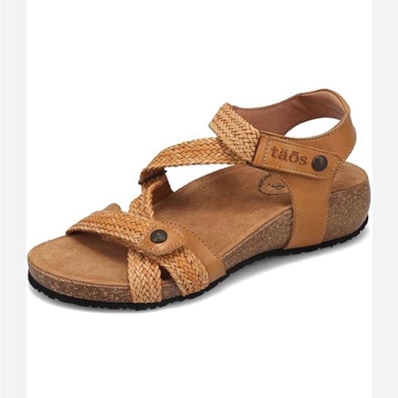 Taos Footwear Tan Sandals